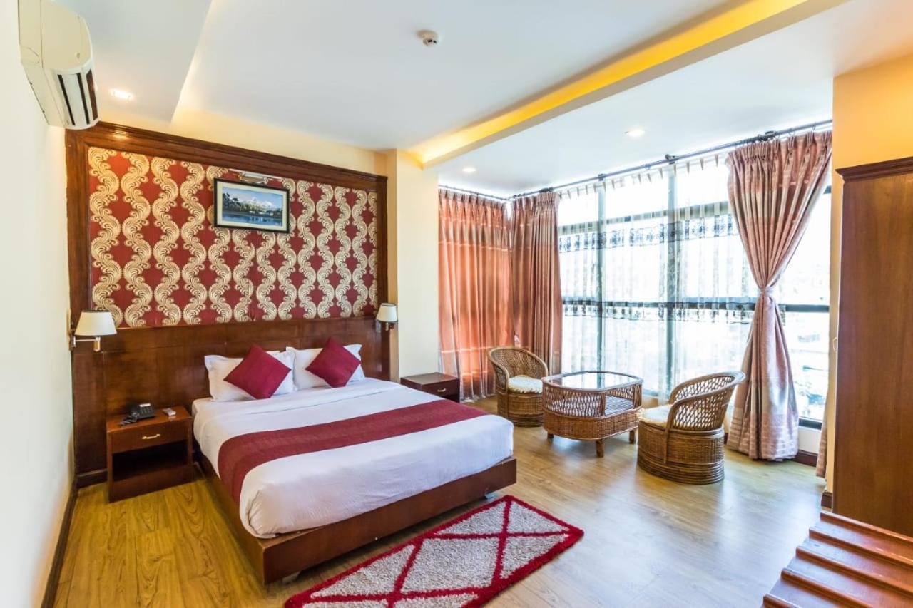 Hotel Pokhara Goodwill Esterno foto