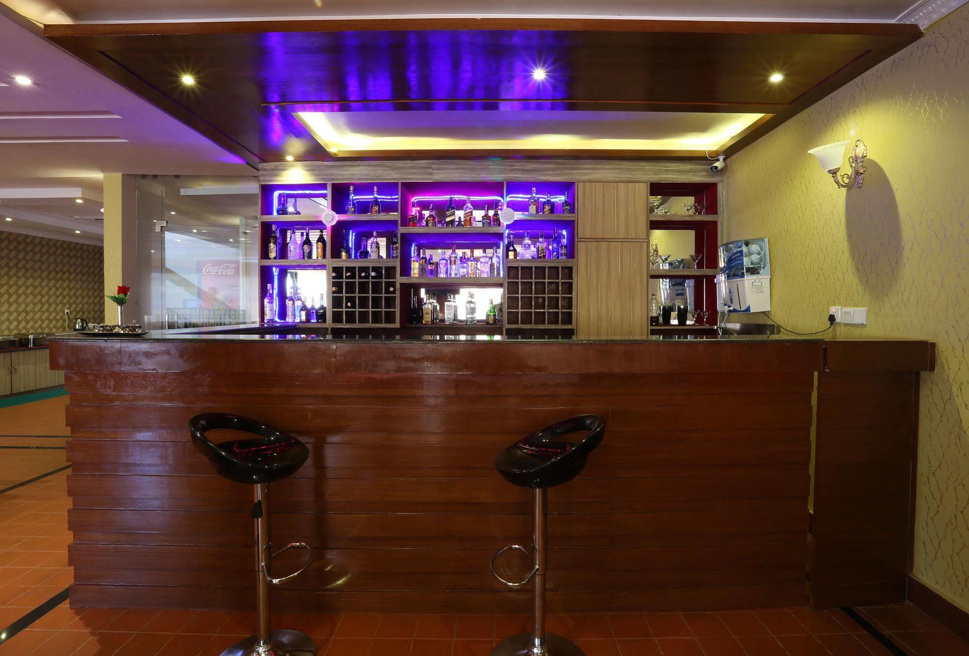 Hotel Pokhara Goodwill Esterno foto