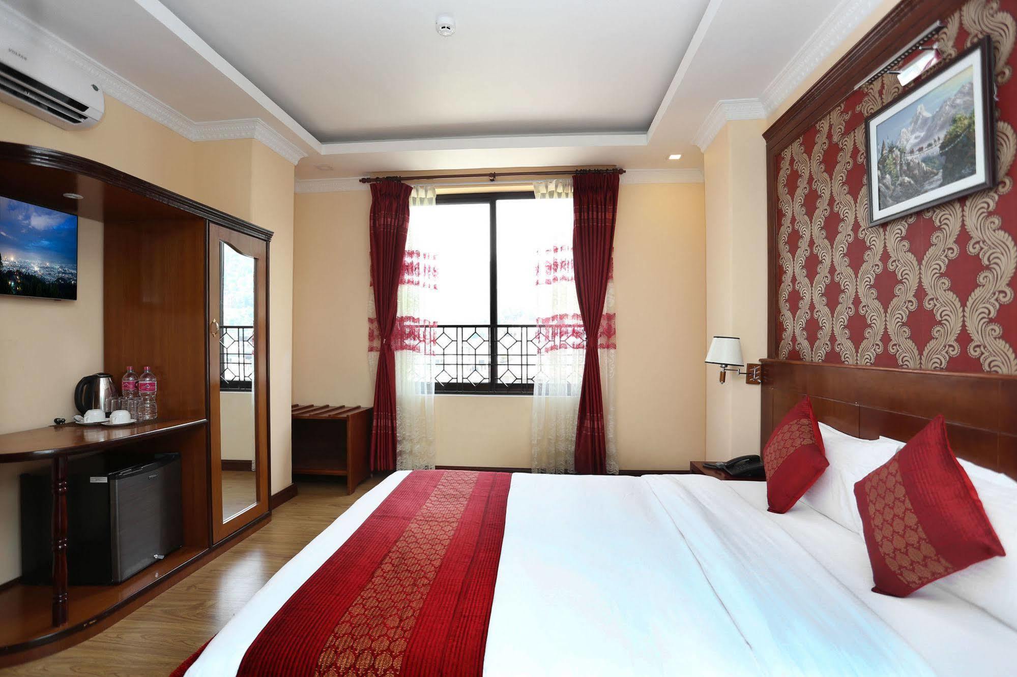 Hotel Pokhara Goodwill Esterno foto
