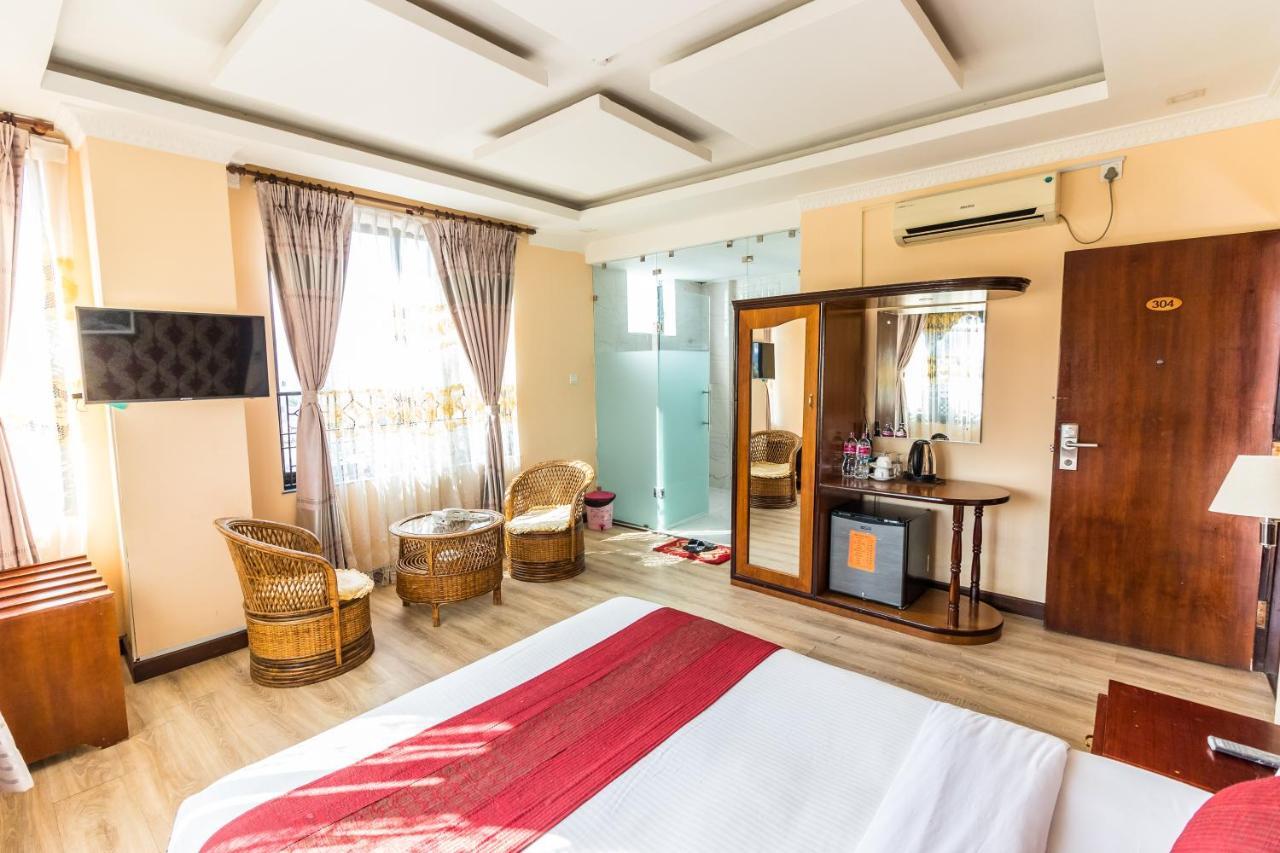 Hotel Pokhara Goodwill Esterno foto