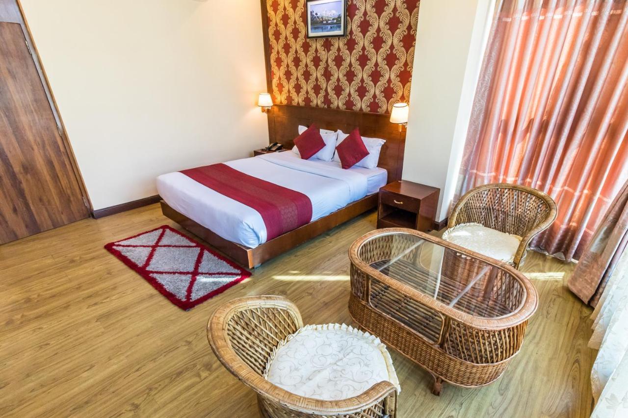 Hotel Pokhara Goodwill Esterno foto